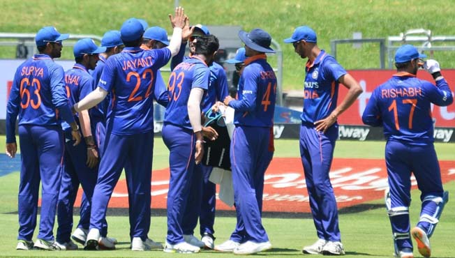 Team India Fined : टीम इंडियाला ICC चा झटका, केली मोठी दंडात्मक कारवाई!