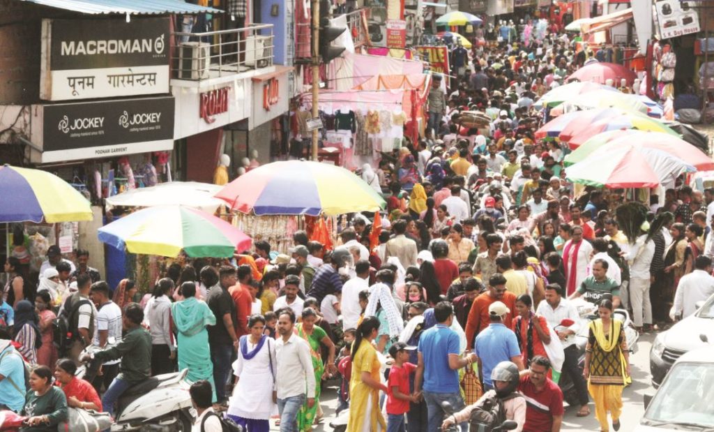 Diwali shopping are in high pick in pimpri chinchwad market pune