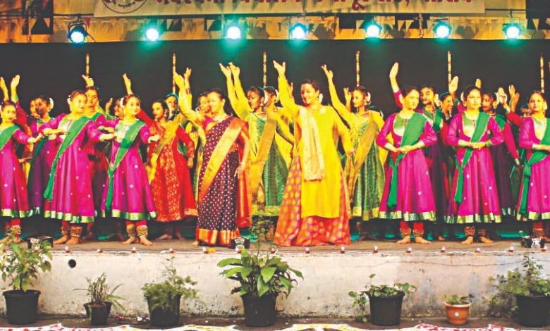 नृत्यानुनाद www.pudhari.news
