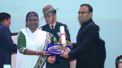 best electoral practices award to pune collector Rajesh Deshmukh