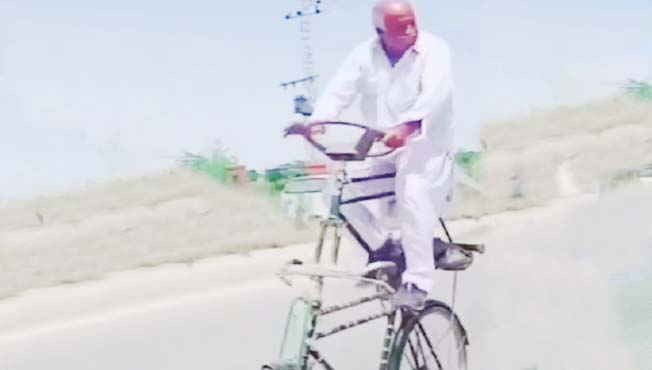 Double Decker Cycle , आजोबांची डबलडेकर सायकल