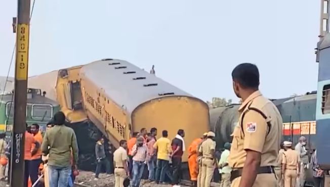 Andhra train collision