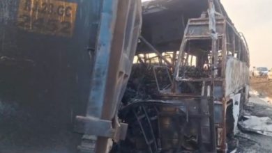 आंध्र प्रदेश | बसची टिप्पर लॉरीला धडक, आगीत ६ जणांचा होरपळून मृत्यू
